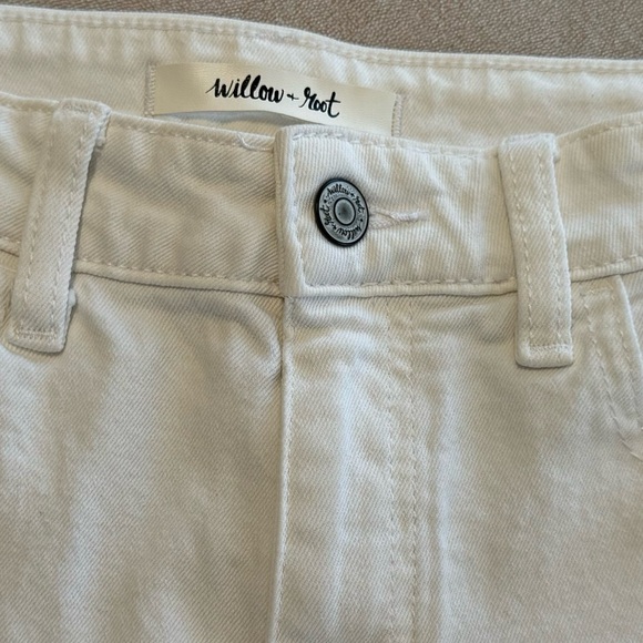 Women’s Willow Root (Buckle) High Rise white mom fit jeans - Picture 3 of 5